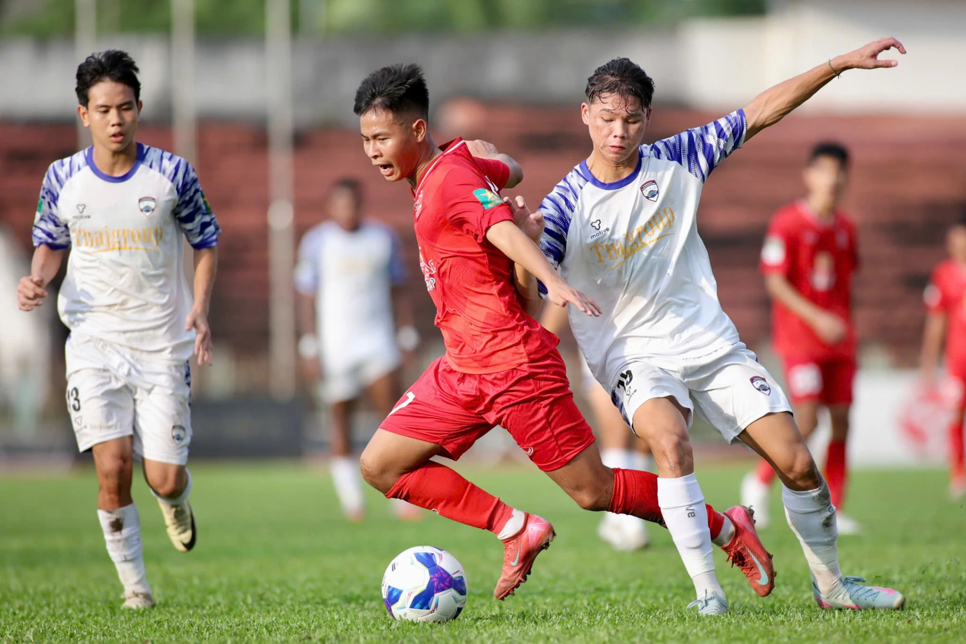 Trận đấu giữa Thanh Niên TP. Hồ Chí Minh và Long An, lượt đi. (Nguồn: VPF)