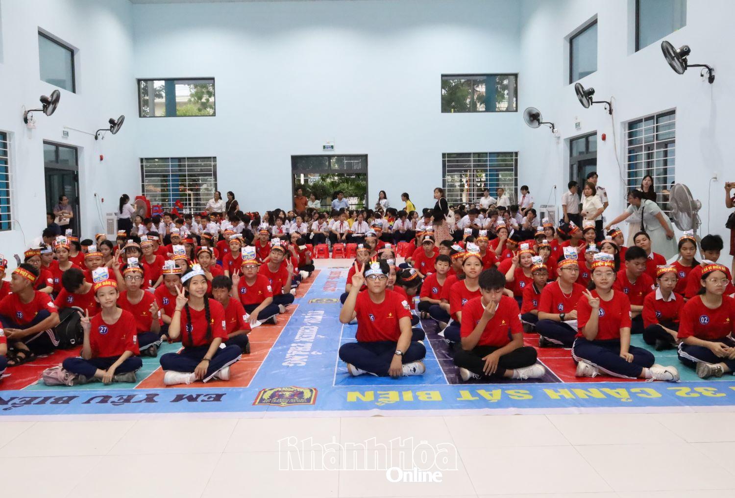 Học sinh tỉnh Khánh Hòa tham gia cuộc thi.