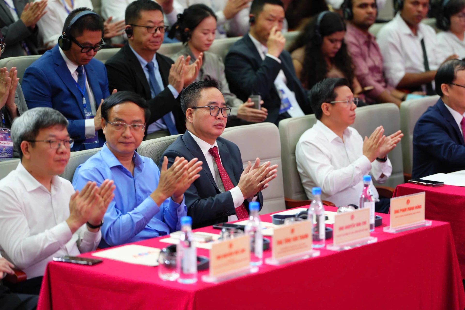 Các đại biểu tham dự Hội thảo quốc tế “Podcast: Đại lộ sáng tạo cho phát thanh trong kỷ nguyên số”.