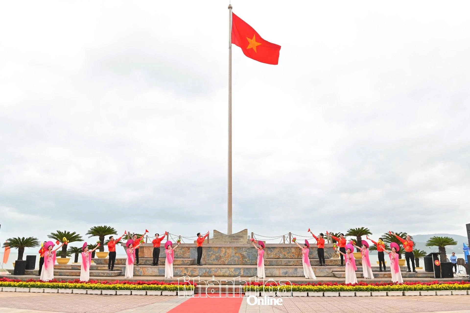 Hòa bình đẹp lắm!