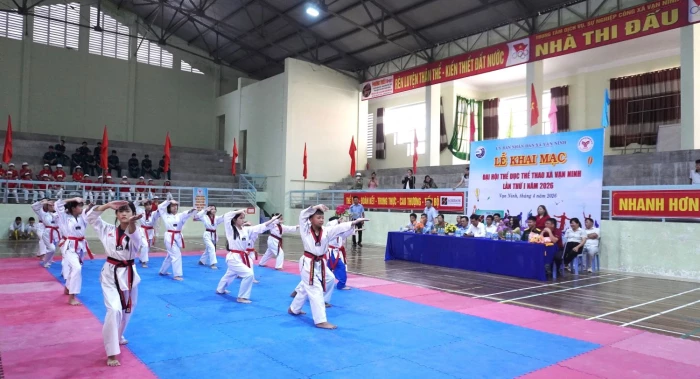 Xã Vạn Ninh khai mạc Đại hội Thể dục thể thao lần thứ I năm 2026