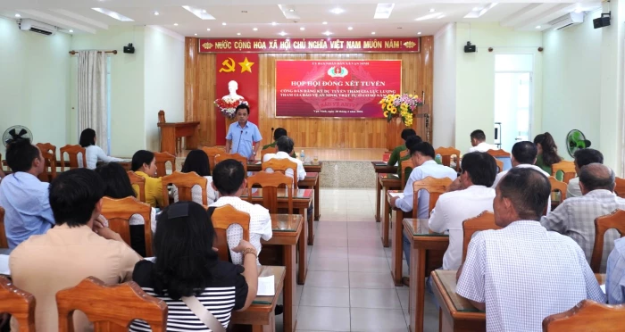 Xã Vạn Ninh: 19 công dân được tuyển chọn vào lực lượng tham gia bảo vệ an ninh trật tự ở cơ sở