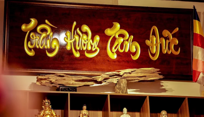 Trầm hương Tâm Đức - Lan tỏa giá trị văn hóa trầm hương Khánh Hòa đến bạn bè quốc tế