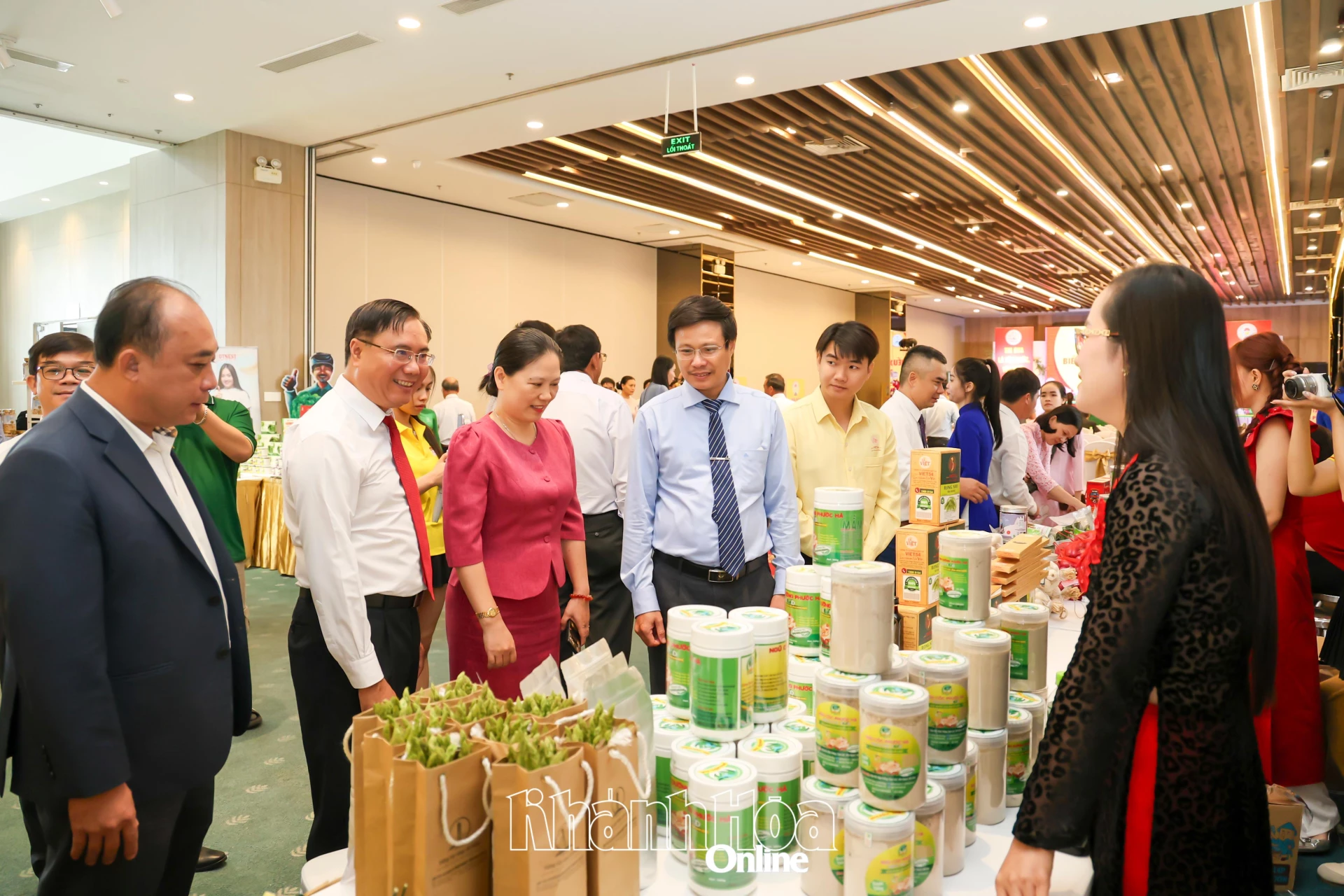 Một gian hàng tại Hội nghị điển hình tiên tiến hợp tác xã Khánh Hòa giai đoạn 2025 - 2030.