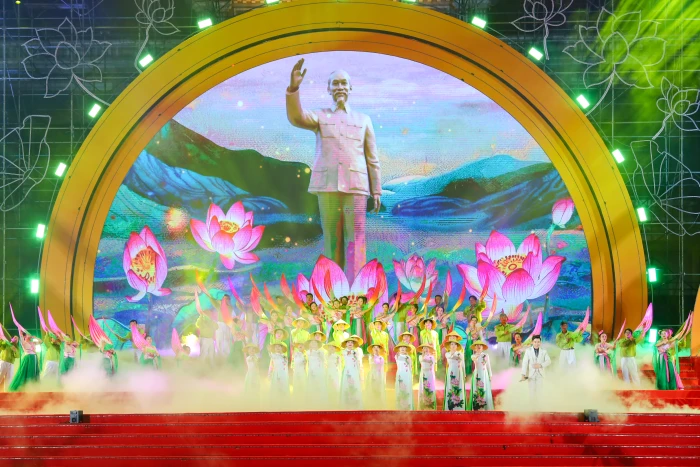 Chào mừng Ngày Văn hóa các dân tộc Việt Nam (19-4): Đánh thức mạch nguồn văn hóa