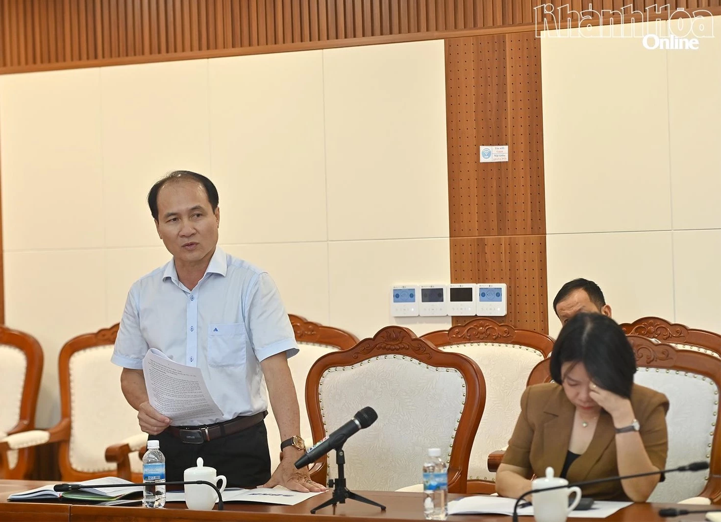 Lãnh đạo Sở Văn hóa, Thể thao và Du lịch báo cáo về công tác phối hợp tổ chức các sự kiện