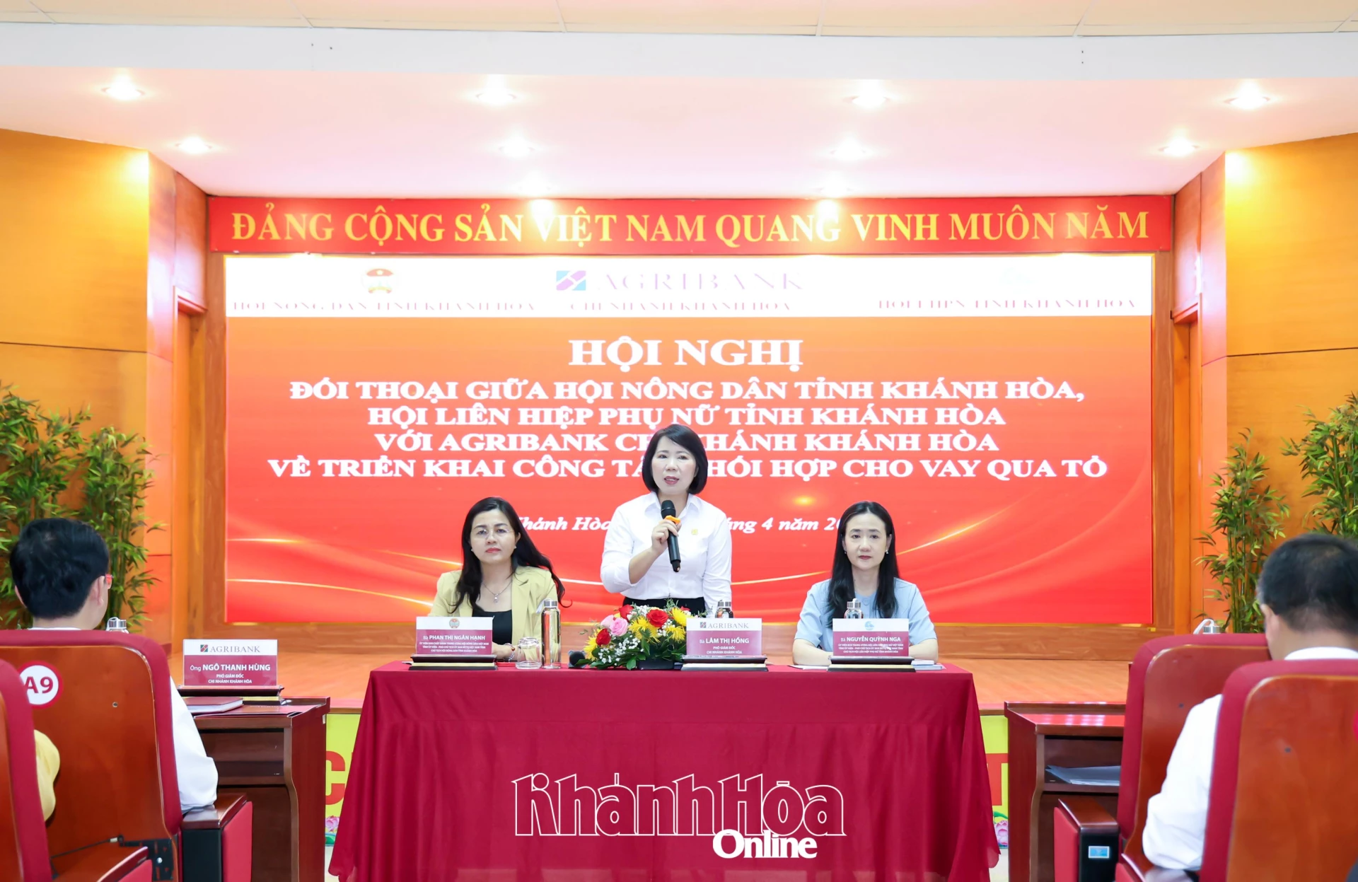 Các đơn vị chủ trì hội nghị đối thoại.