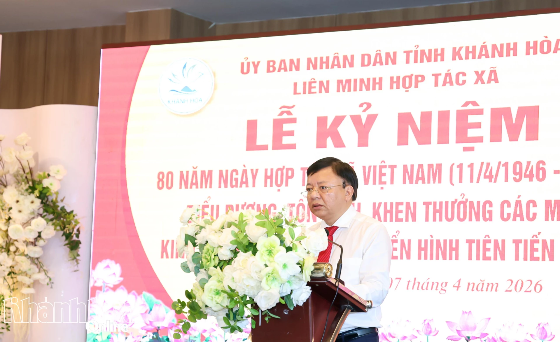 Đồng chí Lê Huyền phát biểu tại buổi lễ.