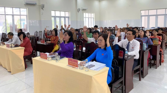 Kỳ họp chuyên đề HĐND phường Nam Nha Trang khóa II