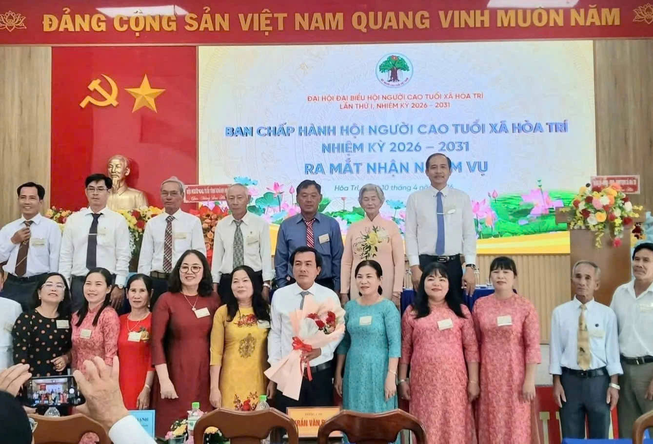 Ban chấp hành Hội Người cao tuổi nhiệm kỳ mới ra mắt đại hội