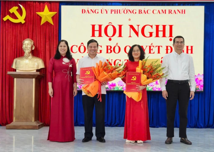 Đảng ủy phường Bắc Cam Ranh công bố các nghị quyết, quyết định về công tác cán bộ