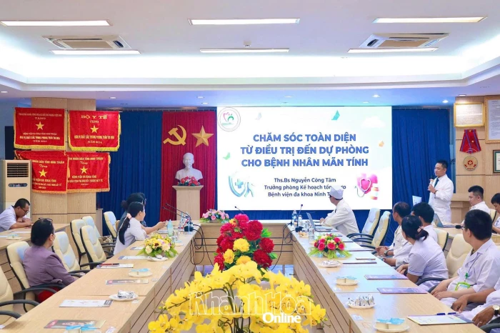 Bệnh viện Đa khoa Ninh Thuận sinh hoạt khoa học về chăm sóc bệnh nhân mắc các bệnh lý mãn tính