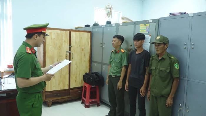 [Video] Khởi tố tạm giam đối tượng giết người và sử dụng trái phép vũ khí quân dụng