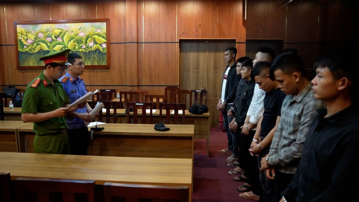 [Video] Khởi tố, bắt tạm giam nhóm thanh niên cố ý gây thương tích