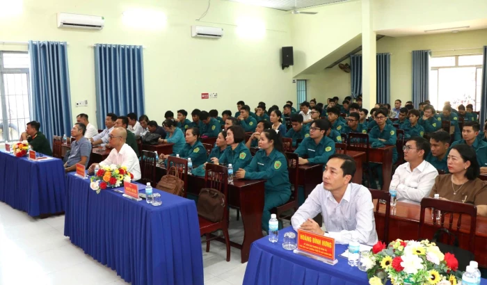 Phường Ba Ngòi khai mạc lớp huấn luyện lực lượng dân quân năm 2026