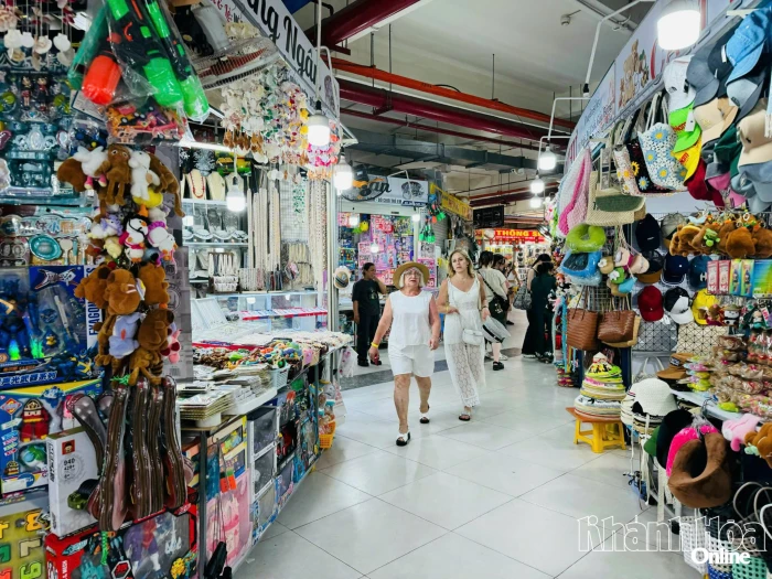 Nâng ngưỡng chịu thuế đối với hộ, cá nhân kinh doanh lên 1 tỷ đồng/năm