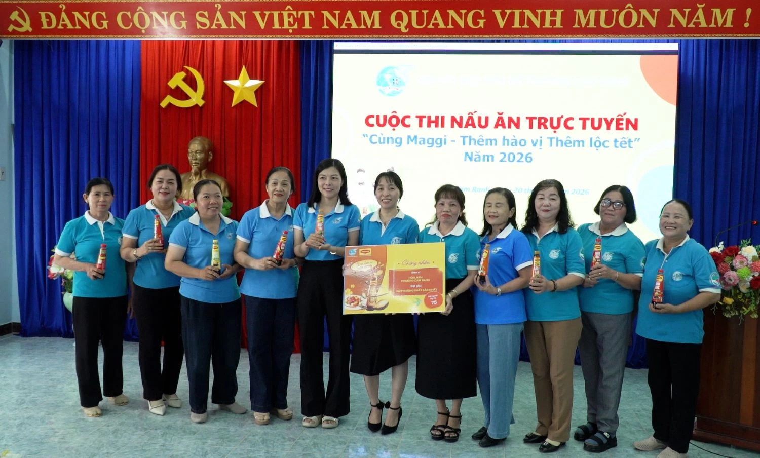 Trao giải cuộc thi nấu ăn trực tuyến cho các tập thể, cá nhân. 