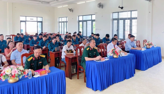 Phường Cam Linh khai mạc huấn luyện dân quân tại chỗ năm 2026