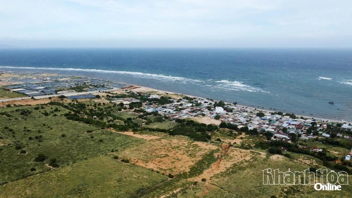 Hỗ trợ nhà ở tạm cho người dân bị thu hồi đất phục vụ Dự án điện hạt nhân Ninh Thuận