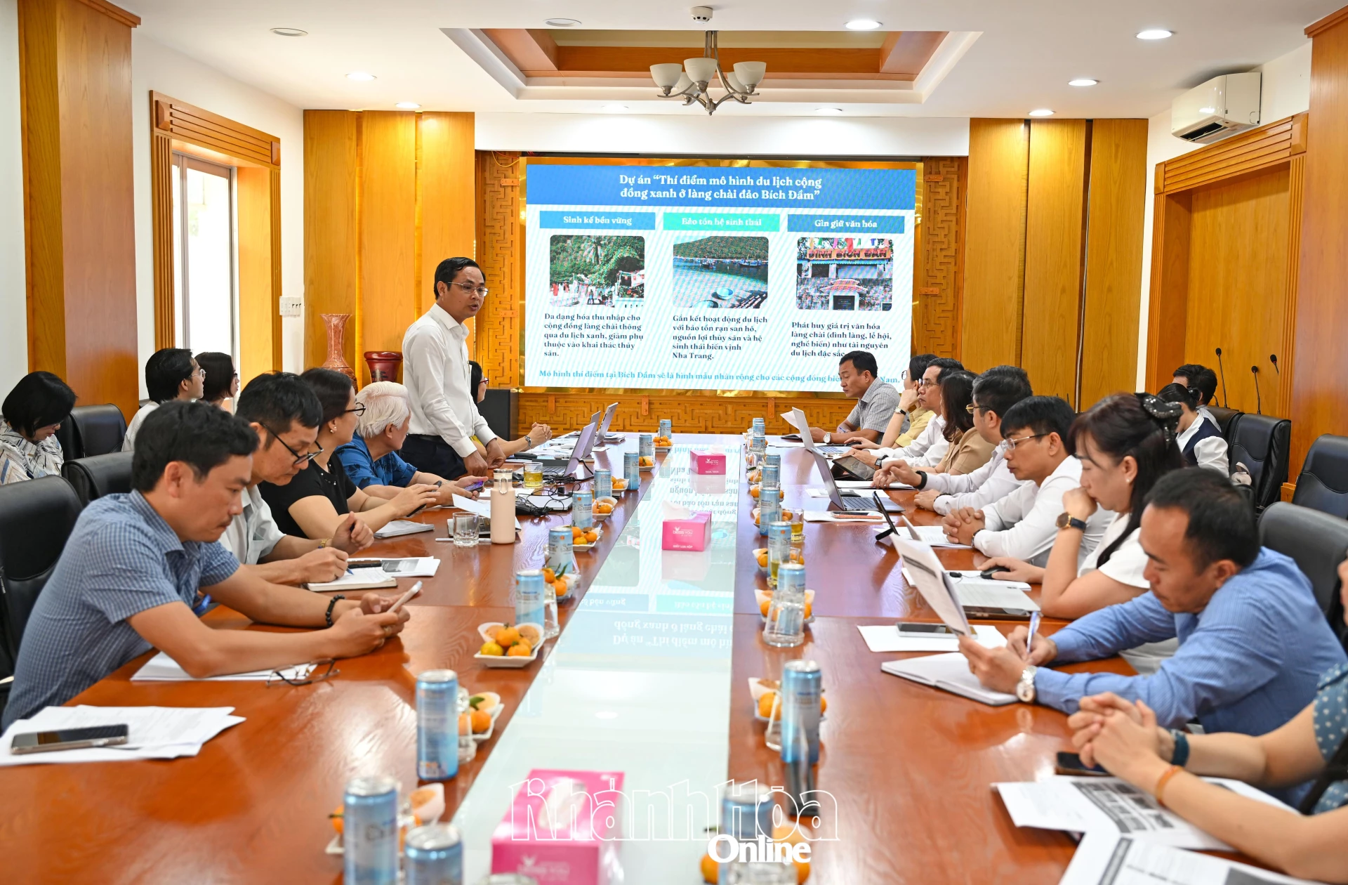 Quang cảnh hội thảo.