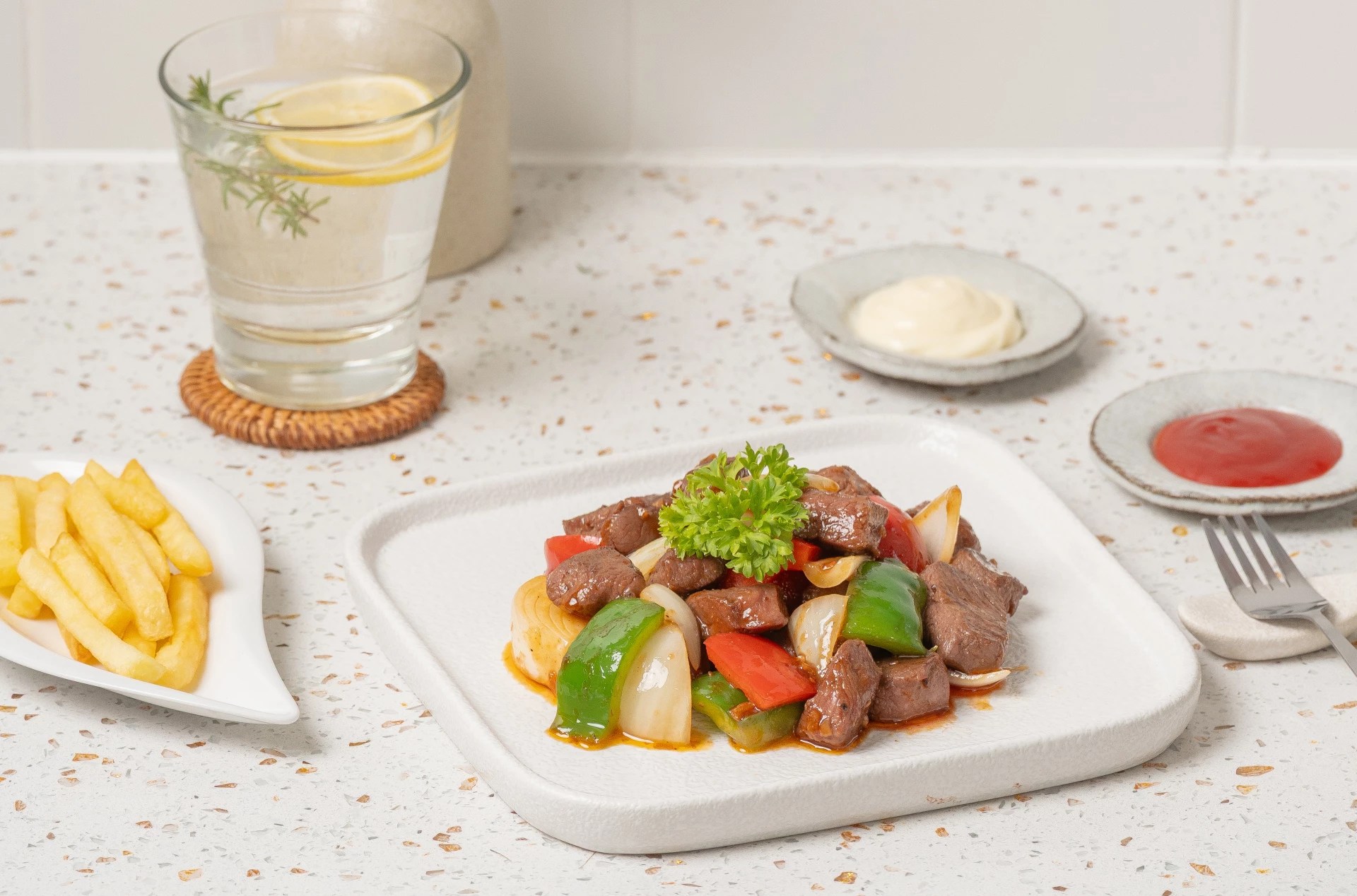 Món đà điểu lúc lắc.