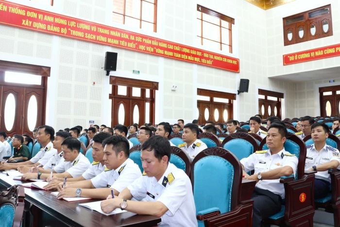 Học viện Hải quân: Hội nghị truyền thụ kinh nghiệm huấn luyện sẵn sàng chiến đấu