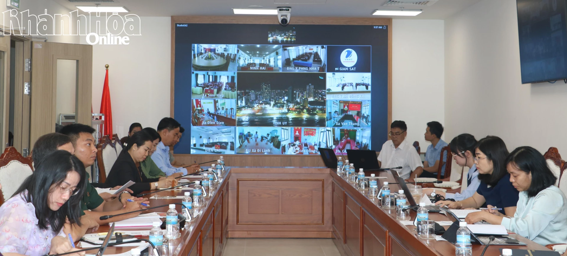Hội nghị được kết nối trực tuyến tại các điểm cầu xã, phường