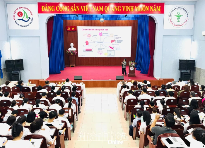 Gần 250 chuyên gia, y, bác sĩ tham gia hội thảo khoa học về điều trị tăng huyết áp và đái tháo đường
