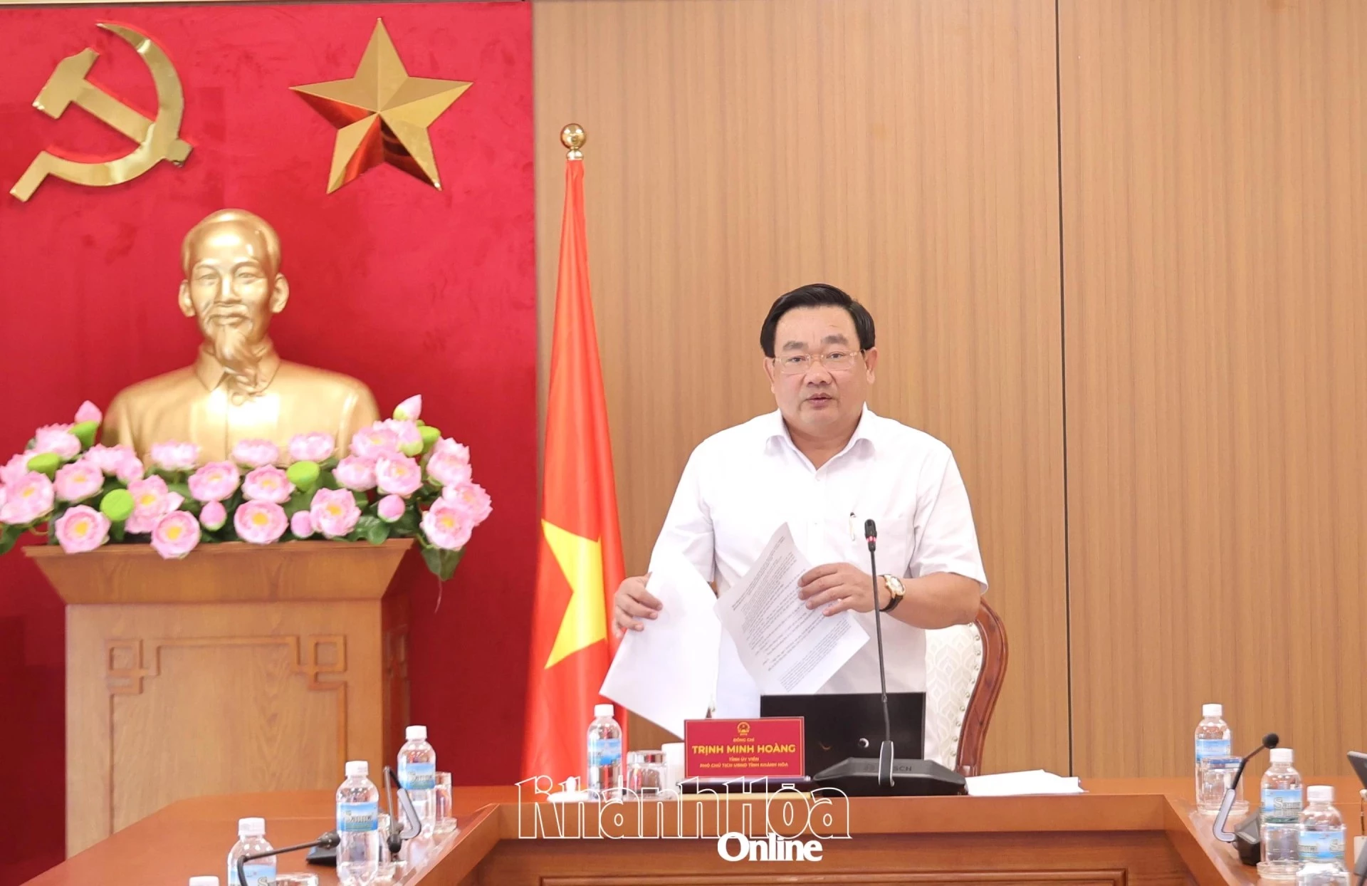 Đồng chí Trịnh Minh Hoàng phát biểu tại hội nghị.