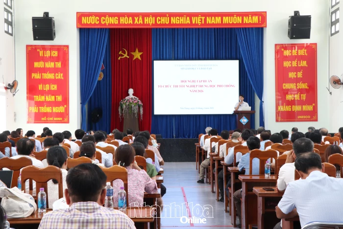 Tập huấn tổ chức kỳ thi tốt nghiệp THPT năm 2026