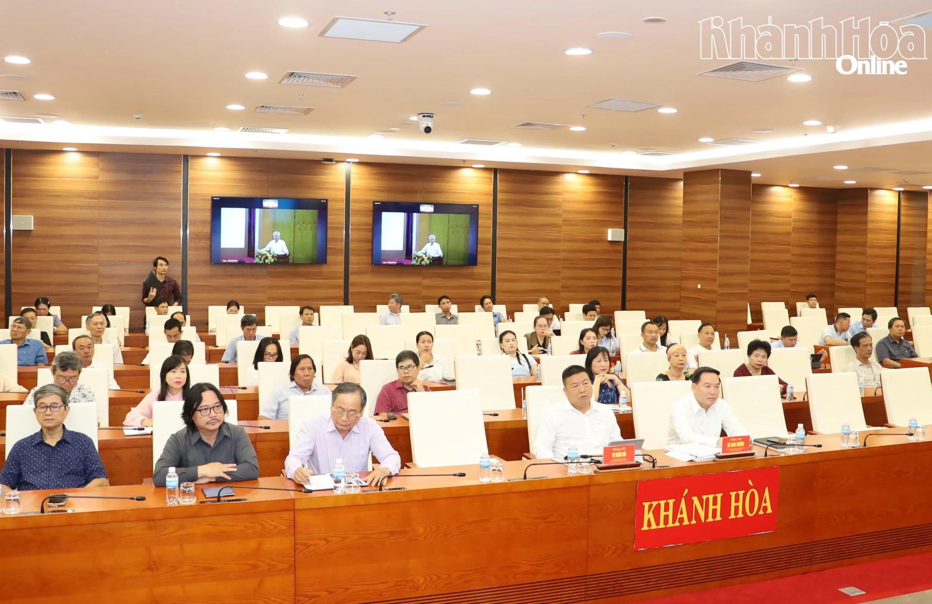 Quang cảnh hội nghị tại điểm cầu tỉnh Khánh Hòa.