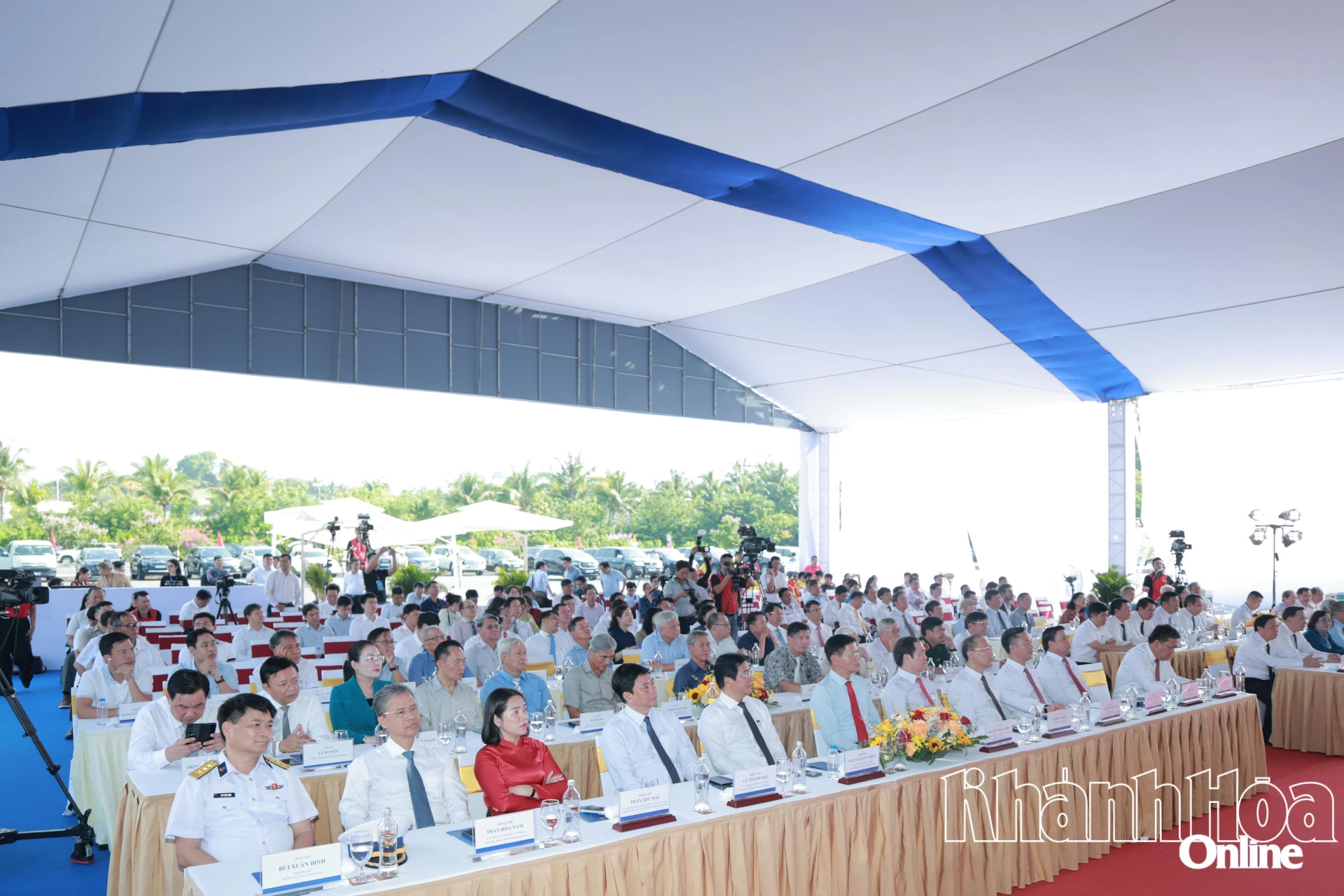 Các đại biểu tham dự Lễ khởi công công trình Bảo tàng Trường Sa.