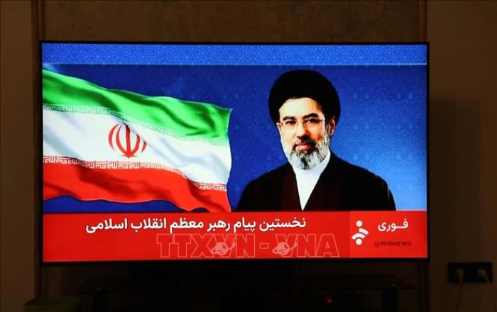 Lãnh tụ Tối cao Iran tuyên bố bảo vệ thành quả trong lĩnh vực hạt nhân và tên lửa