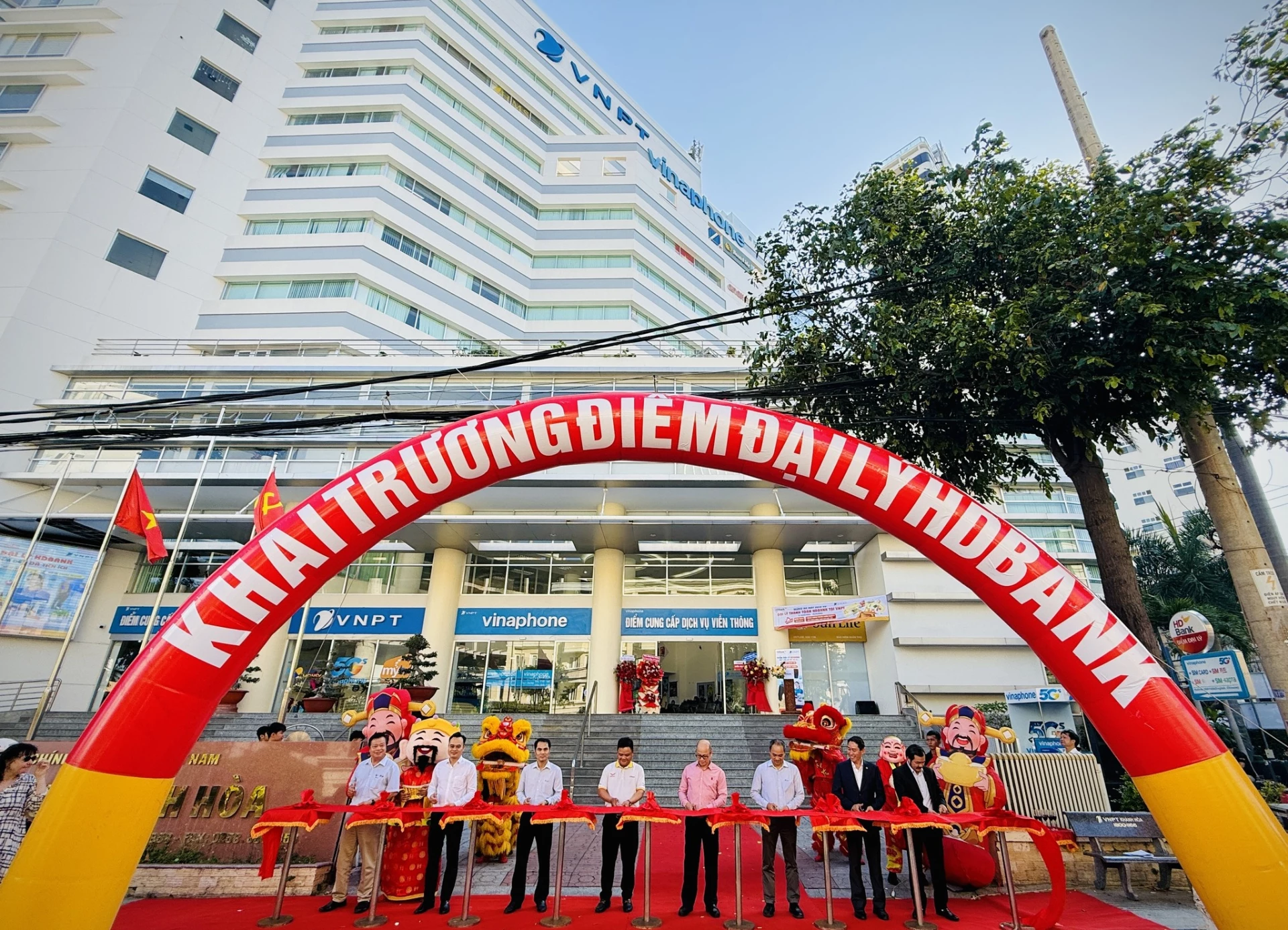 Khai trương đại lý