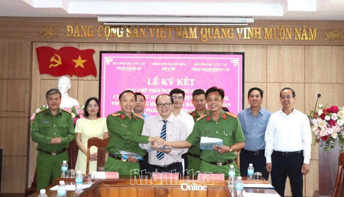 Ký kết quy chế phối hợp trong chăm sóc sức khỏe cho phạm nhân