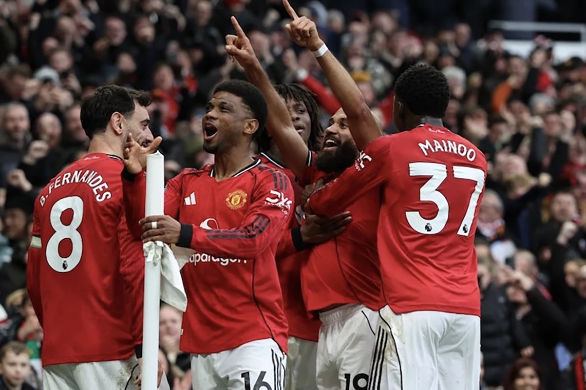 Thầy trò huấn luyện viên Michael Carrick đã gần như chắc suất dự Champions League ở mùa giải sau.