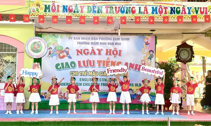Trường Mầm non Hoa Mai (phường Cam Ranh) tổ chức Ngày hội giao lưu tiếng Anh cho trẻ mẫu giáo