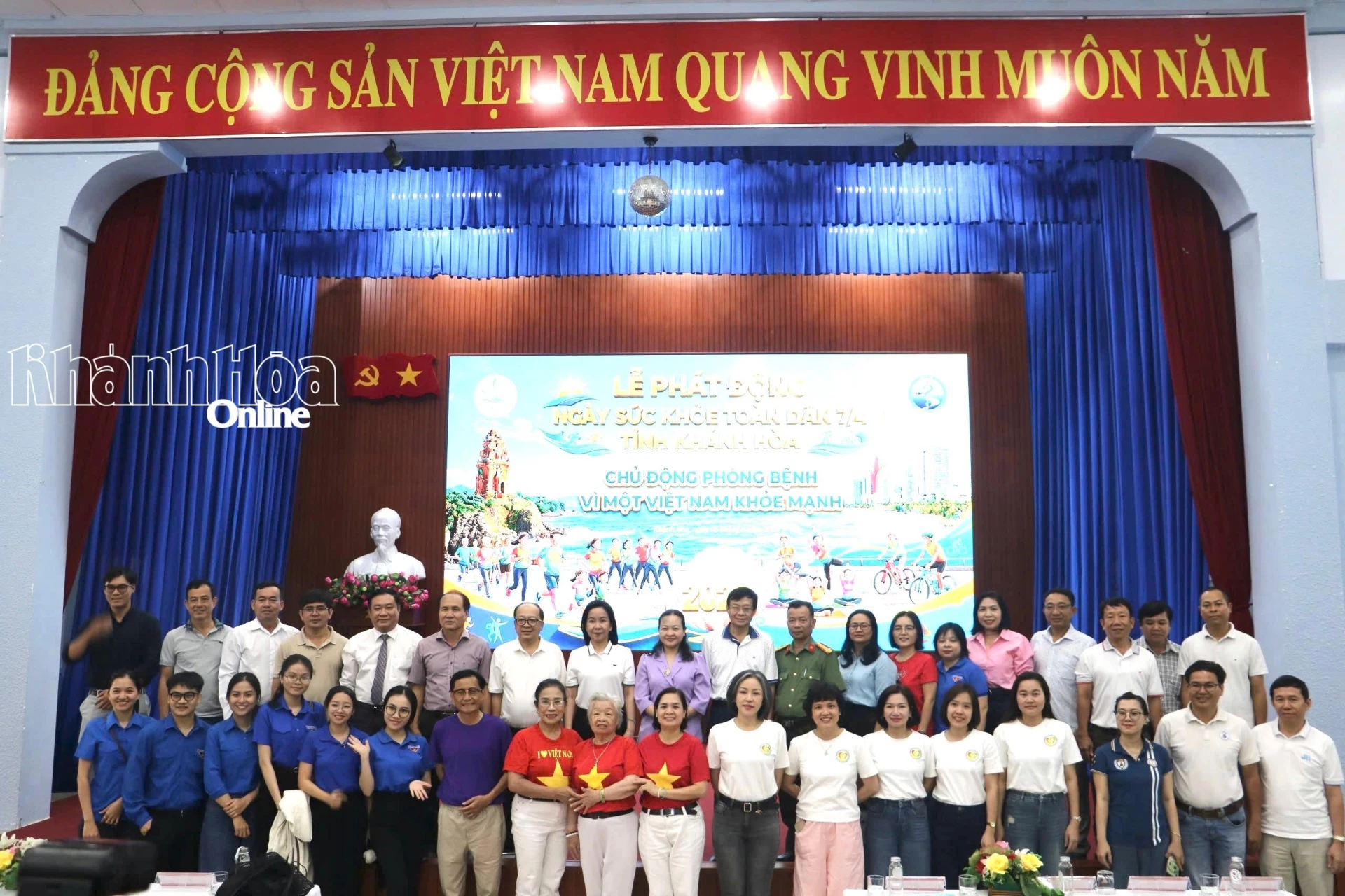 Đại diện các sở, ban ngành kêu gọi người dân ở tỉnh Chủ động phòng bệnh - Vì một Việt Nam khoẻ mạnh