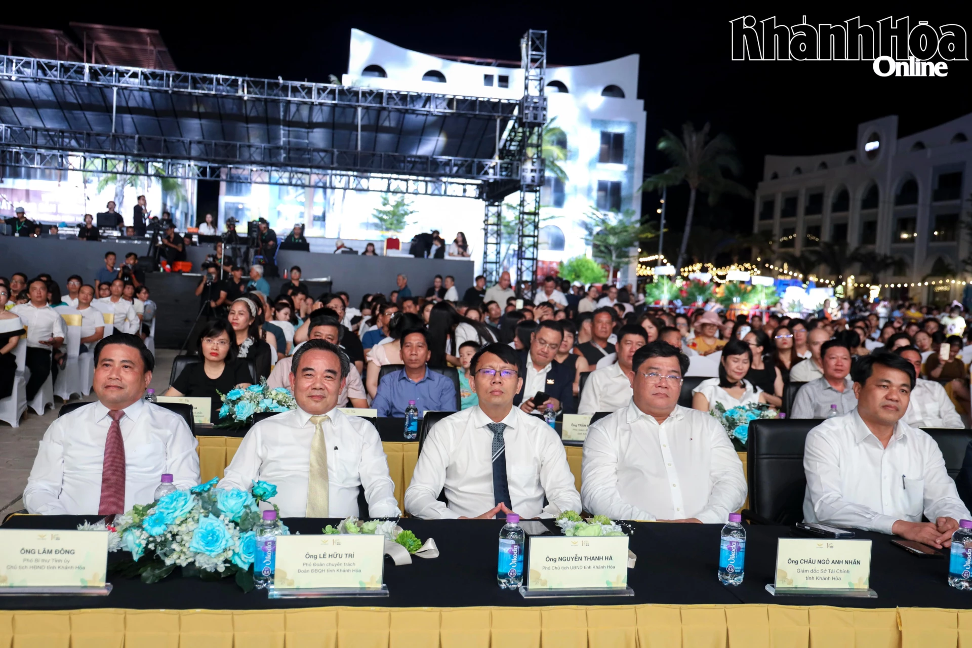 Các đồng chí lãnh đạo tỉnh tham dự lễ kỷ niệm 10 năm thành lập KDI Group.