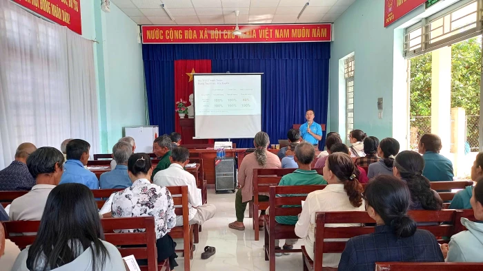 Xã Diên Khánh tuyên truyền về chính sách bảo hiểm xã hội, bảo hiểm y tế tự nguyện 