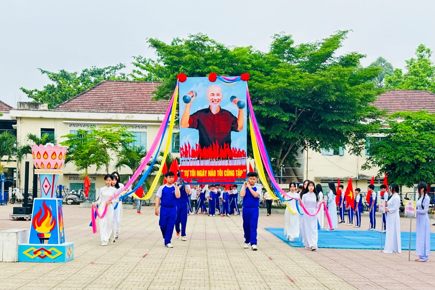 Quang cảnh lễ khai mạc đại hội.