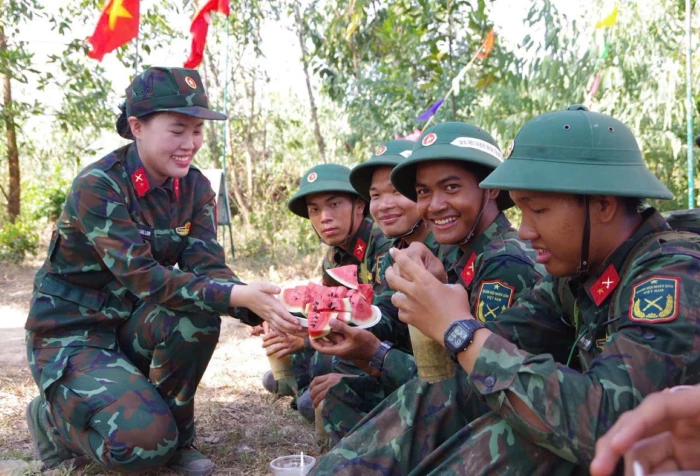 Tiếp sức thao trường - đồng hành cùng chiến sĩ