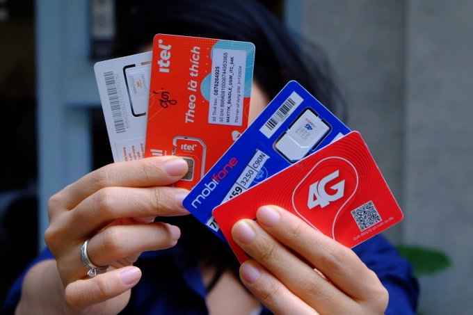 Từ 15-4, người dùng di động tự xác thực SIM chính chủ trên VNeID