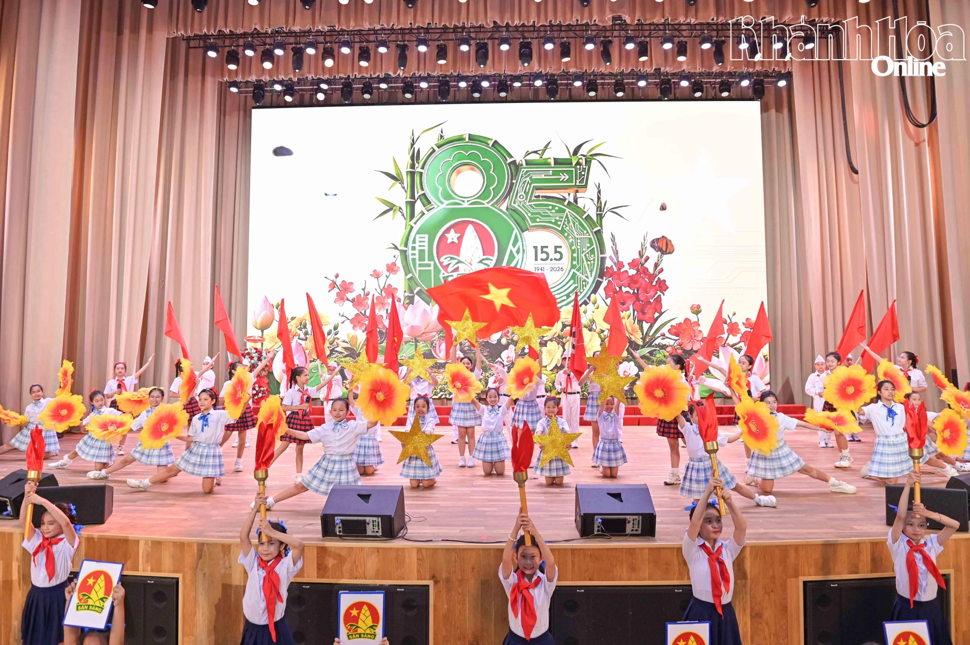 Các tiết mục văn nghệ biểu diễn tại lễ kỷ niệm, đây là các tiết mục xuất sắc tại Liên hoan Văn nghệ Thiếu nhi tỉnh Khánh Hòa năm học 2025 – 2026.