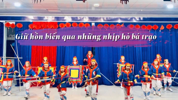 Video: Giữ hồn biển qua những nhịp hò bá trạo