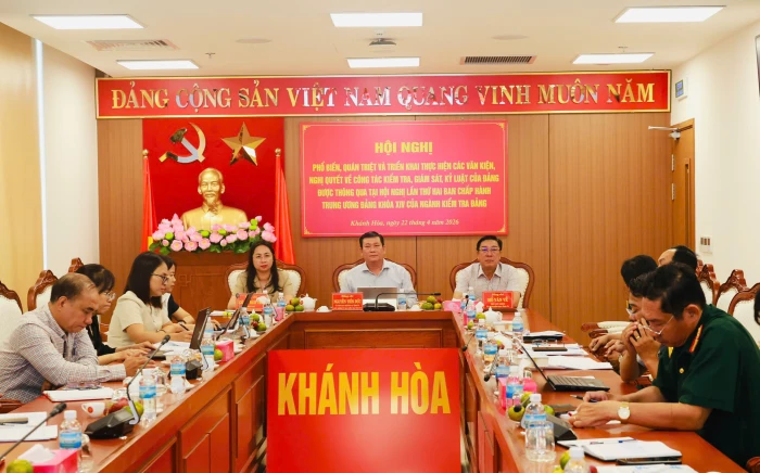 Hội nghị phổ biến, quán triệt các văn kiện, nghị quyết về công tác kiểm tra, giám sát, kỷ luật của Đảng