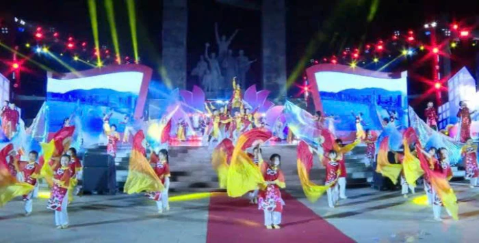 Sôi động chuỗi hoạt động văn hóa – nghệ thuật dịp Giỗ Tổ Hùng Vương và kỳ nghỉ lễ 30-4 – 1-5