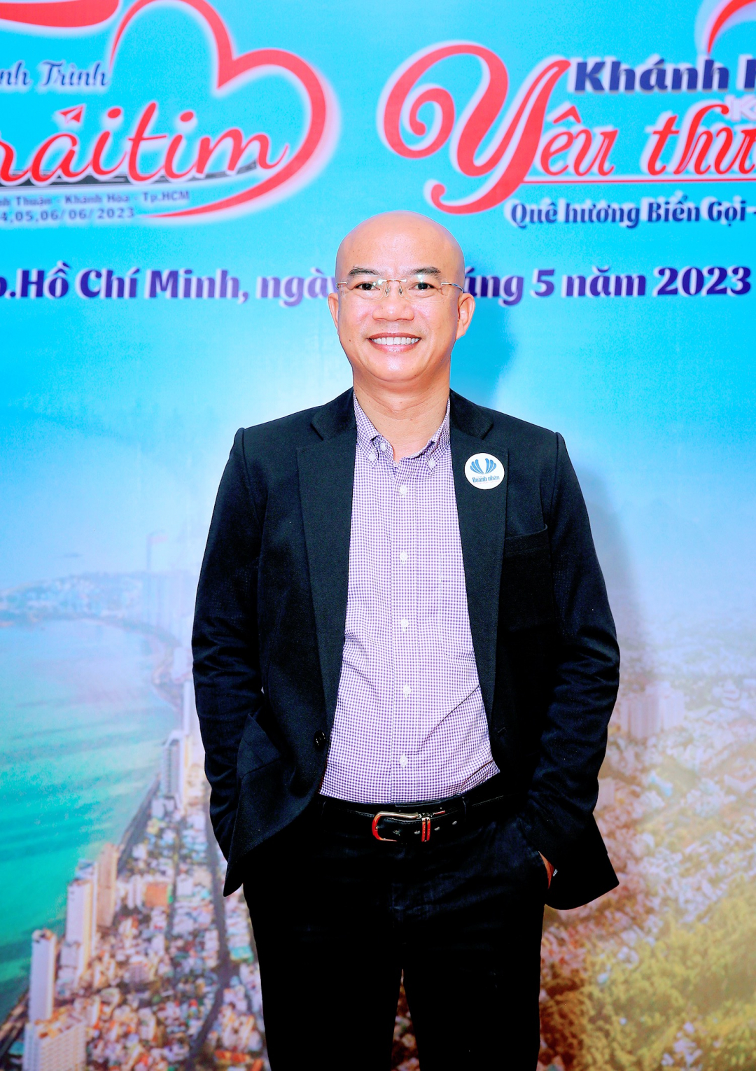 Kieu Van Sinh, director of Viet Thuong Music Corporation

