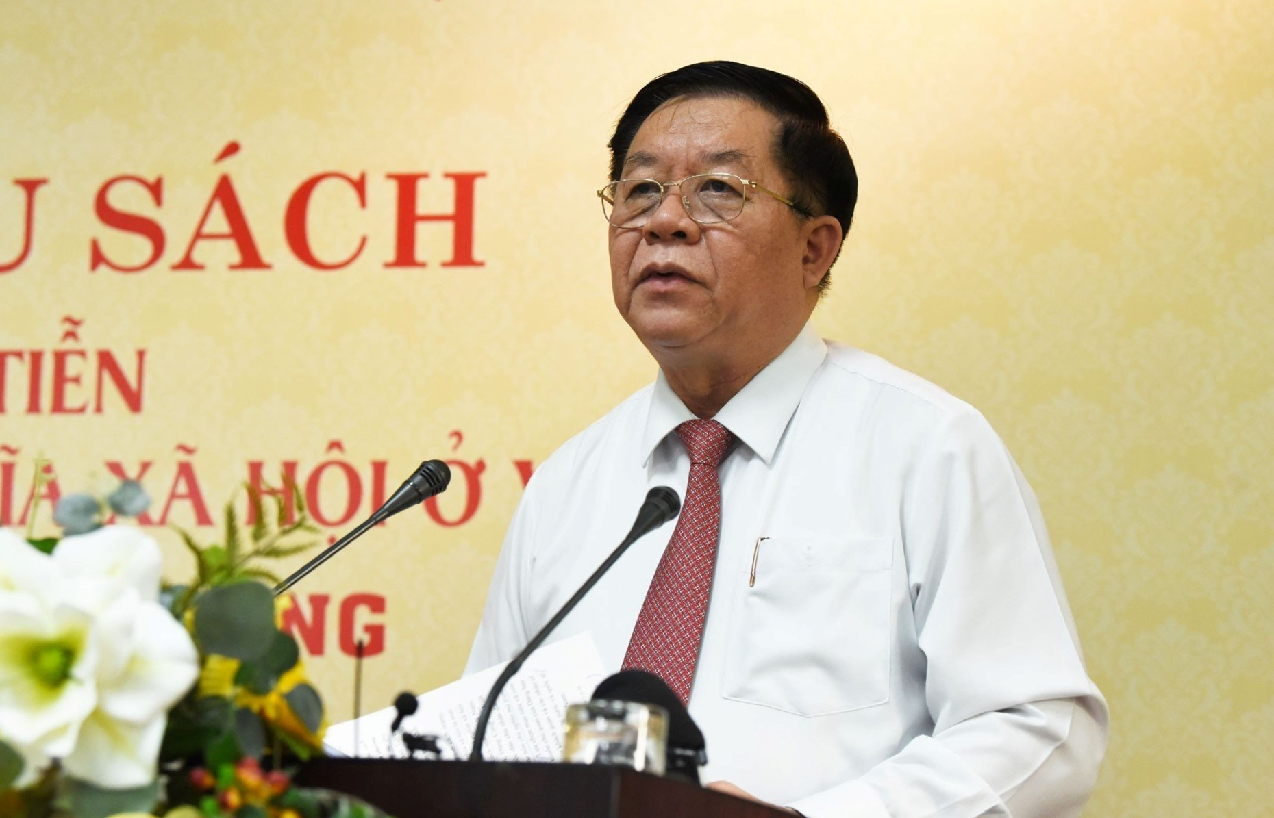 Trưởng ban Tuyên giáo Trung ương Nguyễn Trọng Nghĩa phát biểu tại buổi lễ.

