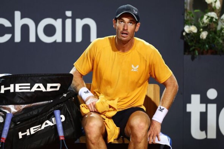 Andy Murray tay vợt cựu số một thế giới sớm dừng bước.